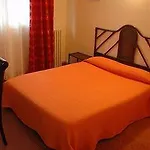 La Belle Etoile Hotel 3*