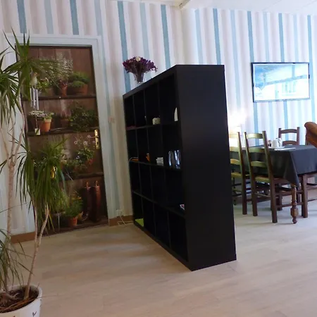La Belle Etoile Hotel