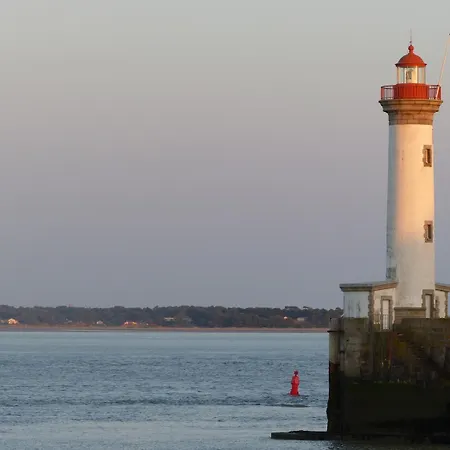 贝拉艾托里酒店 3* 圣纳泽尔